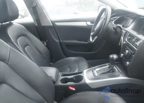 2013 Audi A4 2.0T Premium z USA, uszkodzony, nr VIN WAUEFAFL5DA054631